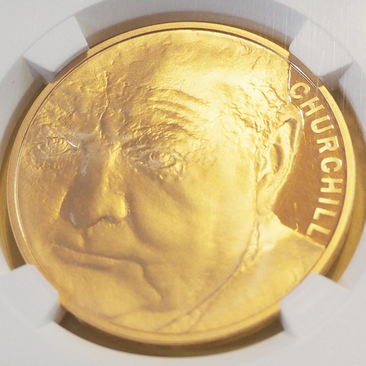 【プルーフ最高鑑定】イギリス 5ポンド金貨 ウィンストン・チャーチル エリザベス2世 2015 PF70 ULTRA CAMEO
