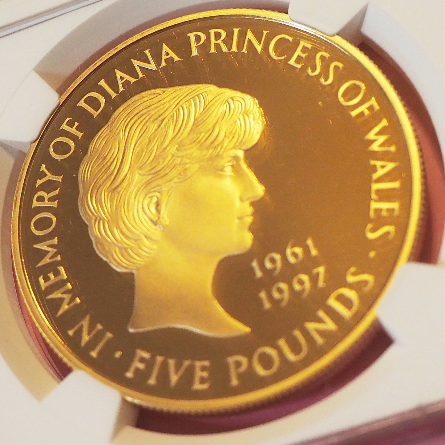 イギリス 5ポンド金貨 ダイアナ 1999 追悼追悼記念 PF69 ULTRA CAMEO ( NGC )