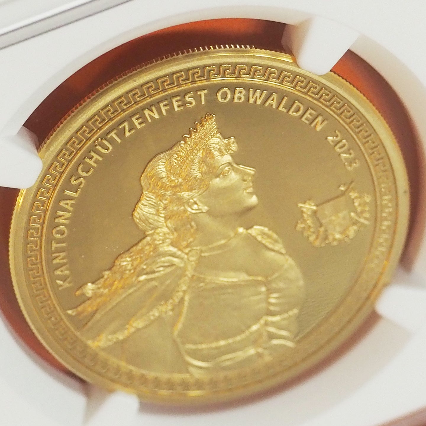 スイス 500フラン金貨 金品位0.999 オプヴァルデン 現代射撃祭 発行150枚 最高鑑定 PF70 ULTRA CAMEO ( NGC )